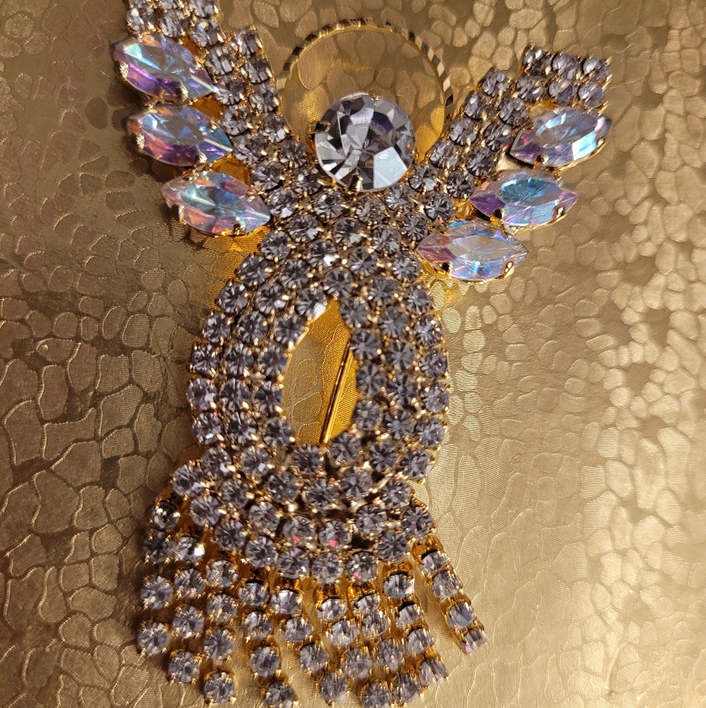 Aurora Borealis Crystal Fringe Angel Pendant - Gold Tone NWOT
